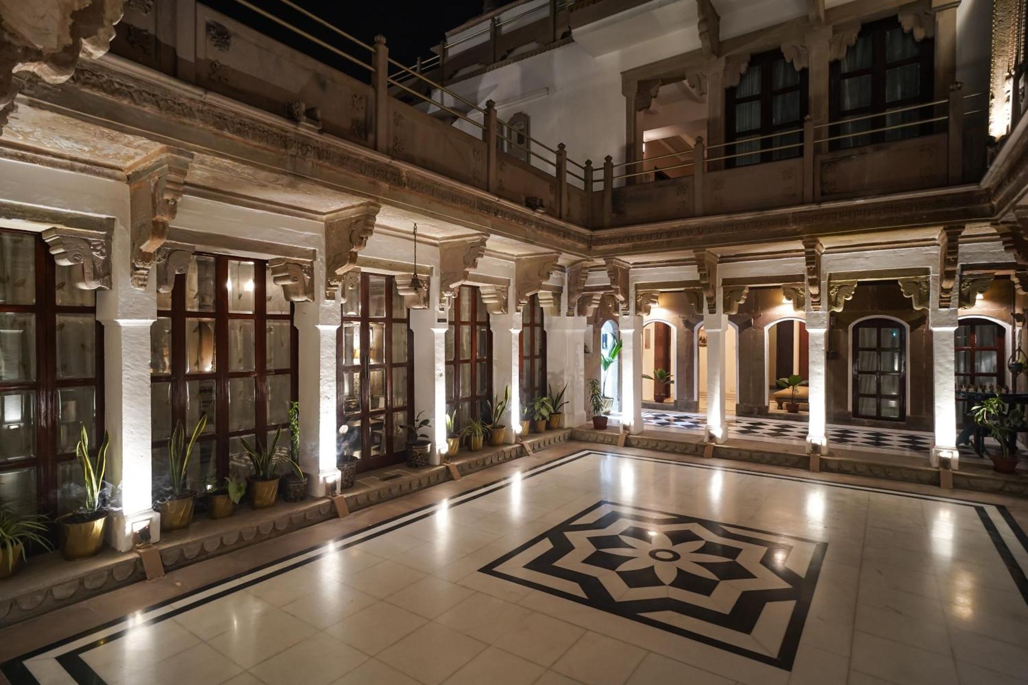 Guleria Kothi At Ganges Hotell Varanasi Eksteriør bilde